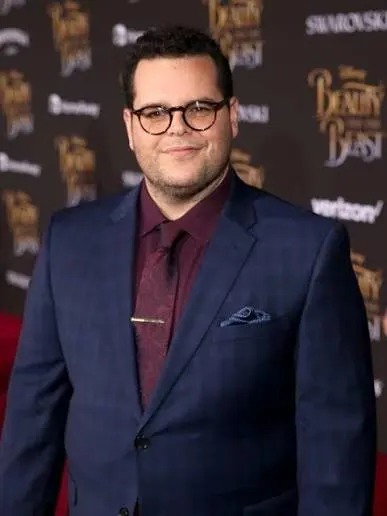 Josh Gad