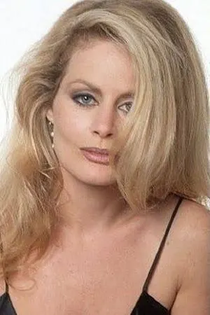 Beverly D'Angelo