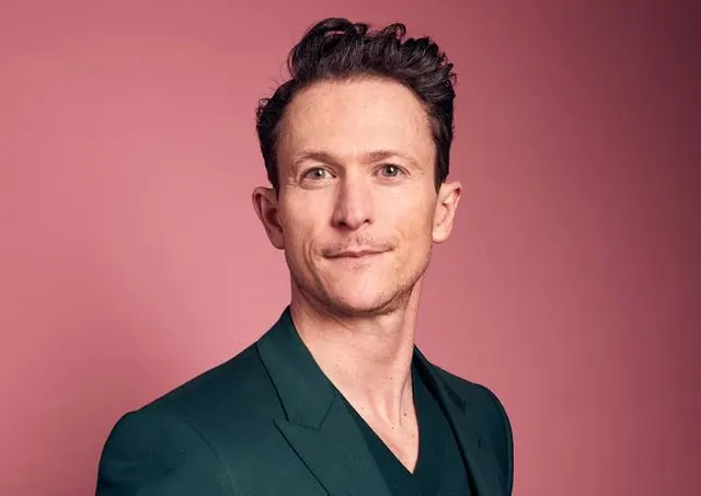 Jonathan Tucker