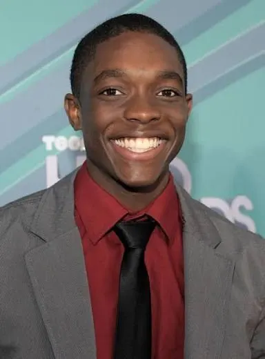 Carlos Knight